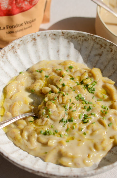 Ces Spätzli ont une texture irrésistiblement moelleuse qui est tout simplement parfaite, si tendre !
